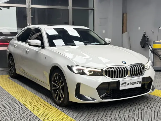 BMW 3 Series — Фото автомобиля 3
