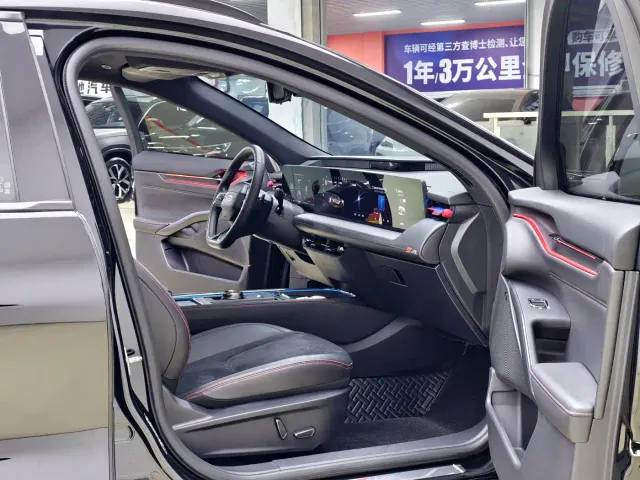 Ford EVOS — Фото автомобиля 9