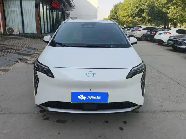 GAC Aion Y — Фото автомобиля 2