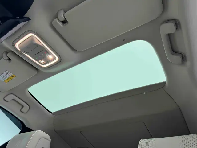 Nio ES8 — Фото автомобиля 16