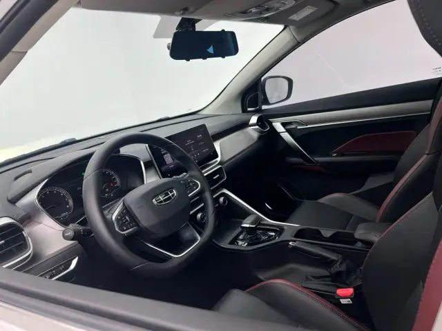 Geely Binyue — Фото автомобиля 11
