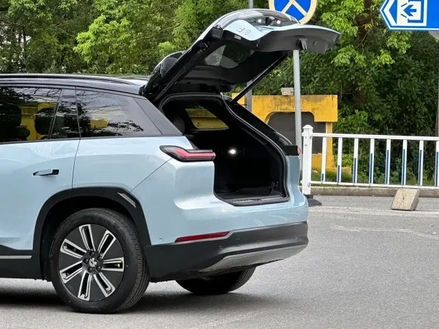 Nio ES7 — Фото автомобиля 5