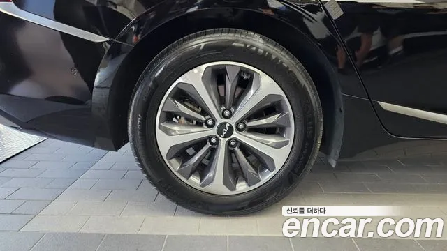 Kia K8 K8 Hybrid — Фото автомобиля 5