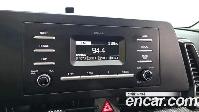Kia Sportage Sportage 5-е поколение Дизель 2.0 2WD — Фото автомобиля 29