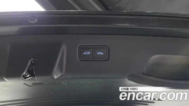 Hyundai Staria Staria 4WD Tourer 11 мест — Фото автомобиля 16