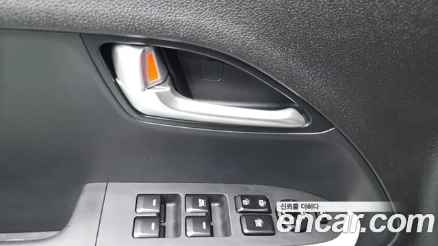 Kia RAY — Фото автомобиля 30