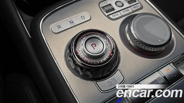 Genesis G90 Бензин 3.5 турбо AWD — Фото автомобиля 8