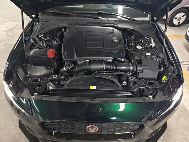 Jaguar XEL — Фото автомобиля 19