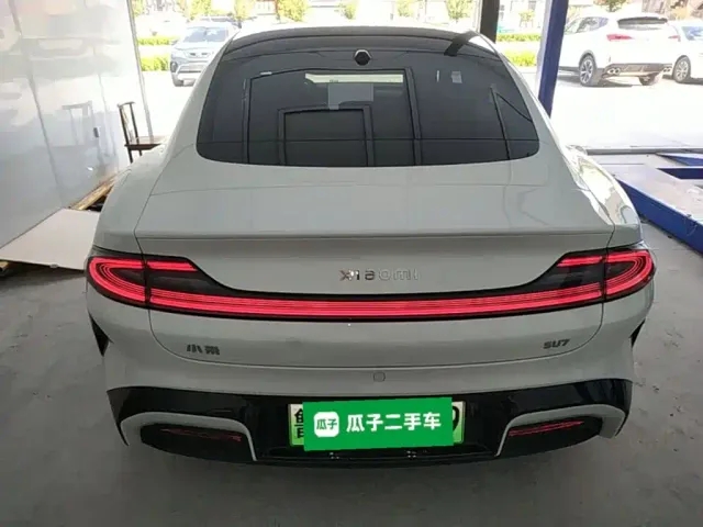 Xiaomi SU7 — Фото автомобиля 5