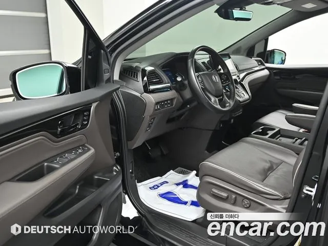 Honda Odyssey — Фото автомобиля 14