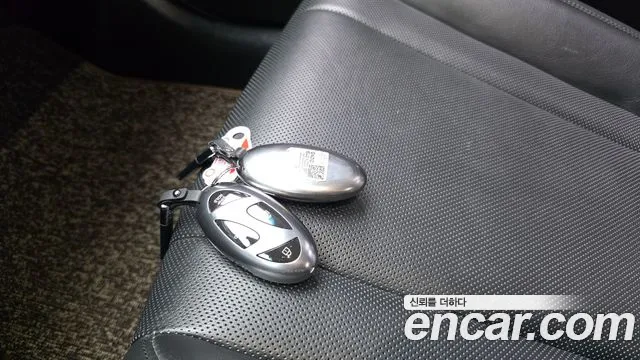 Hyundai Grandeur GN7 — Фото автомобиля 30