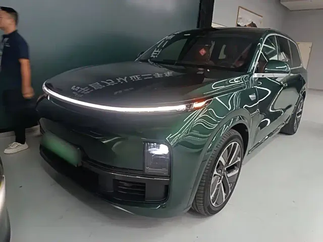 Фотография автомобиля — Li Auto L9
