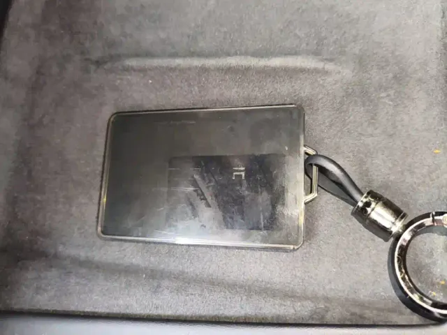 Tesla Model 3 — Фото автомобиля 16