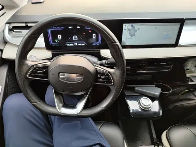 Geely Geometry E Firefly — Фото автомобиля 9