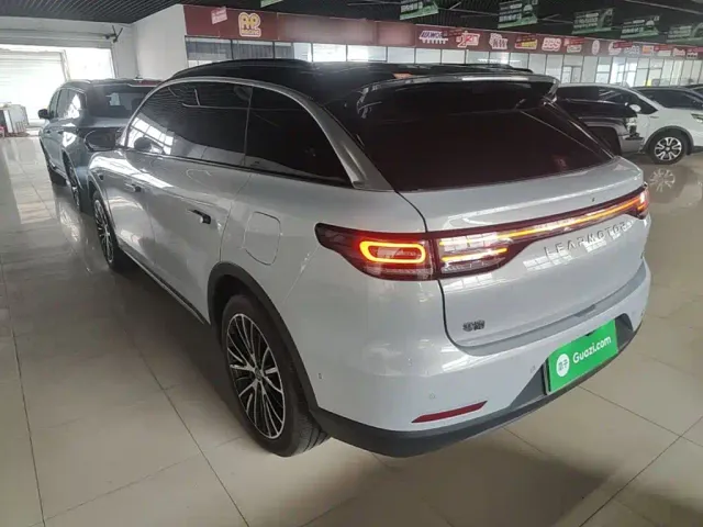 Leapmotor C11 — Фото автомобиля 4