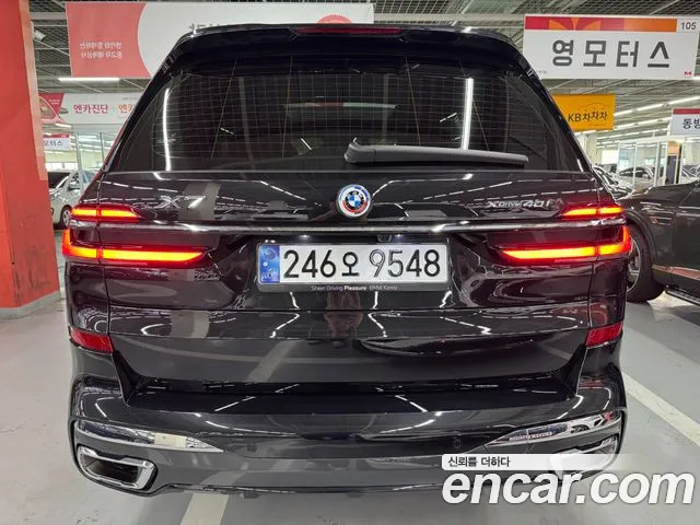 BMW X7 — Фото автомобиля 6