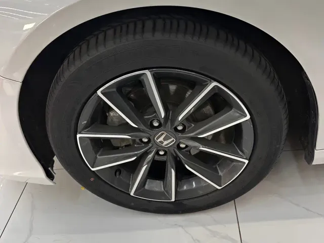 Honda Inspire — Фото автомобиля 3