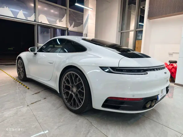 Porsche 911 — Фото автомобиля 5