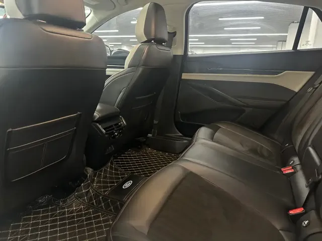 Ford Mondeo — Фото автомобиля 8