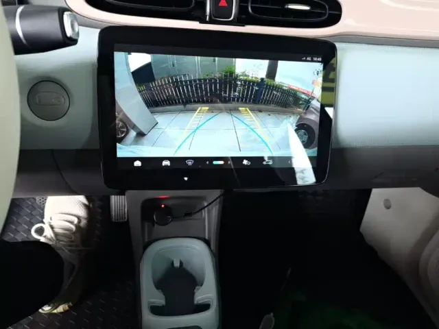 Leapmotor T03 — Фото автомобиля 12