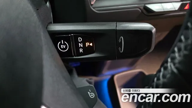 Kia EV9 Long Range 4WD — Фото автомобиля 3