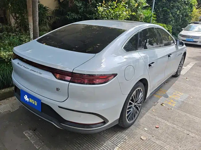 BYD Han — Фото автомобиля 3