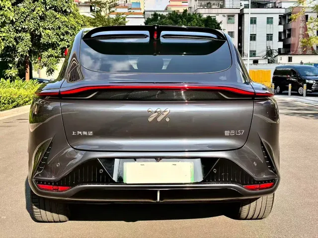 IM Motors IM LS7 — Фото автомобиля 7
