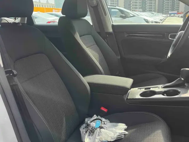 Honda Civic — Фото автомобиля 14