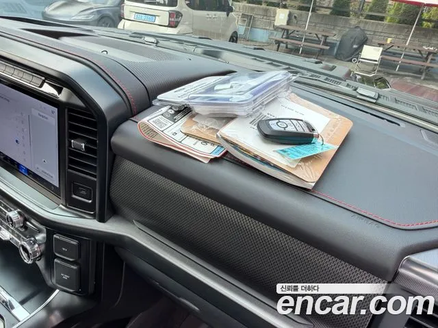 Ford F150 — Фото автомобиля 17