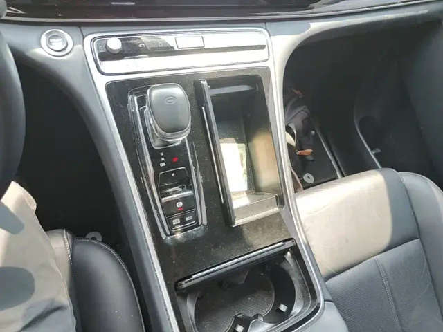 GAC Trumpchi M8 — Фото автомобиля 13