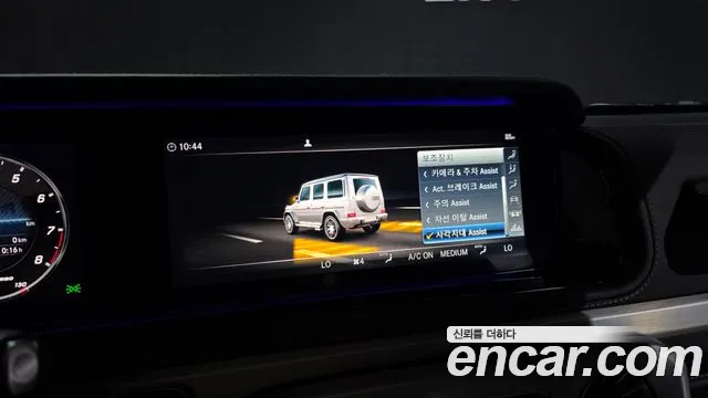 Mercedes-Benz G-Class — Фото автомобиля 25