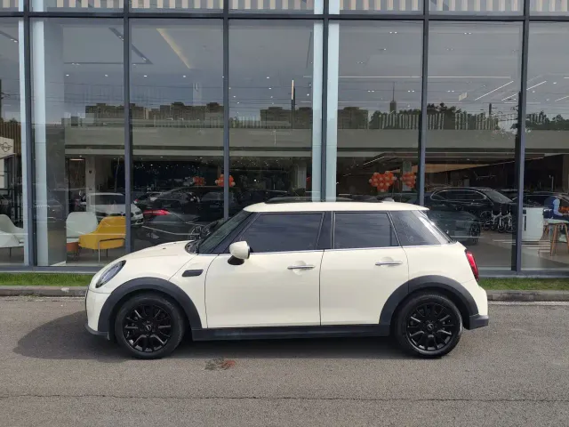 MINI Hatch — Фото автомобиля 7