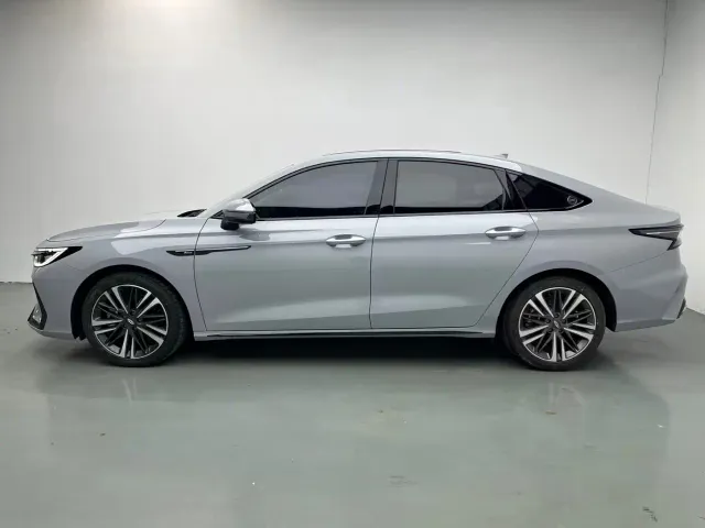 Chery Arrizo 8 — Фото автомобиля 3