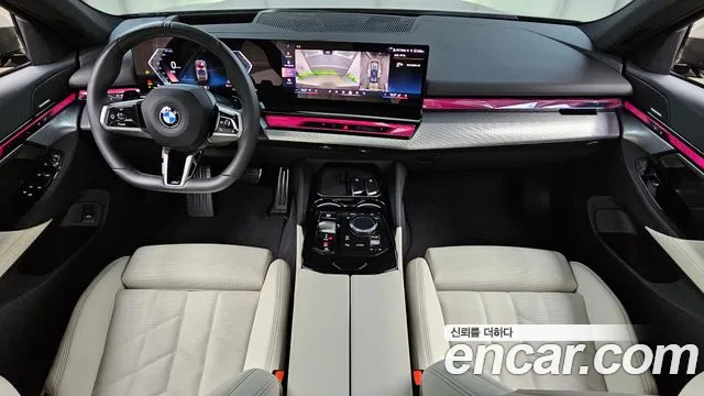 BMW 5 Series G60 — Фото автомобиля 10