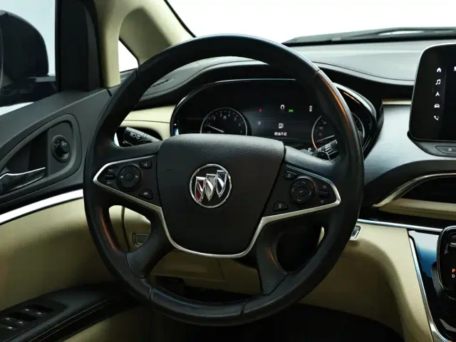 Buick GL8 — Фото автомобиля 17