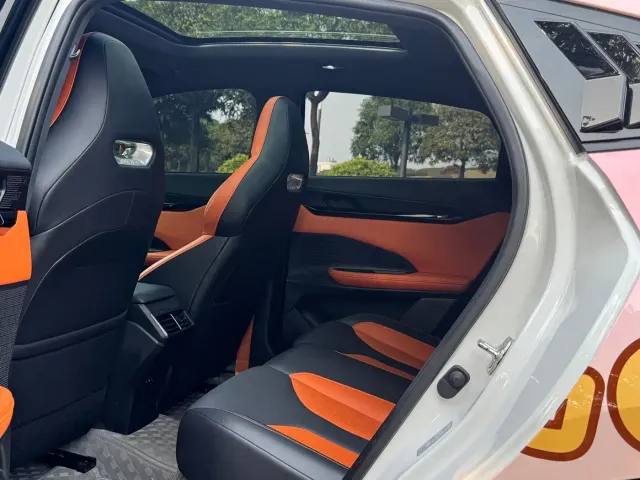 Changan Changan UNI-V 2023 1.5T Sport Edition — Фото автомобиля 13
