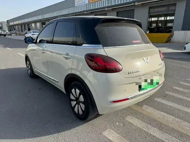 Wuling Bingo — Фото автомобиля 4