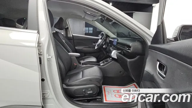 Hyundai Kona SX2 — Фото автомобиля 12