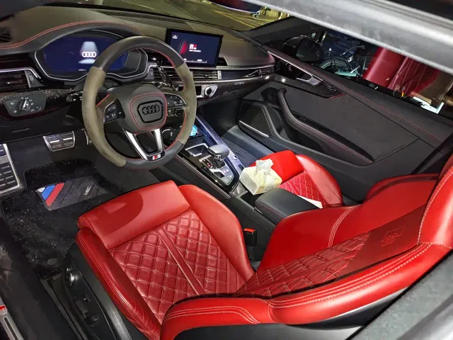 Audi S5 — Фото автомобиля 6