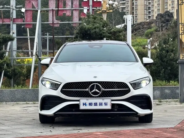 Mercedes-Benz A-Class — Фото автомобиля 2