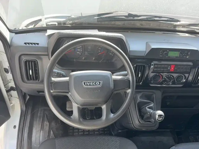 Iveco Daily — Фото автомобиля 2