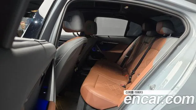 BMW 5-Series 5 серия (G60) 530i xDrive M Sport — Фото автомобиля 12