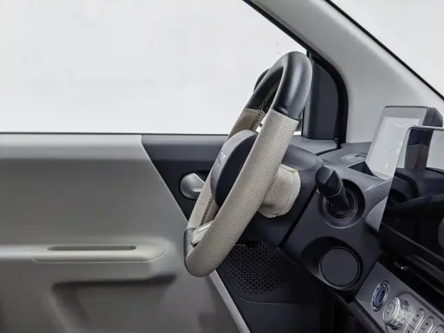 Changan Lumin — Фото автомобиля 22