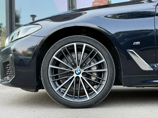 BMW 5 Series — Фото автомобиля 20