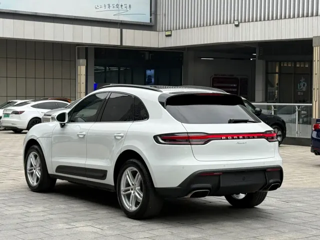 Porsche Macan — Фото автомобиля 7