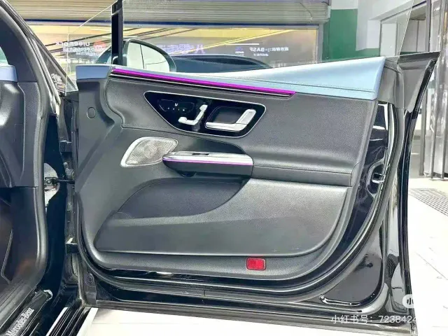 Mercedes-Benz EQE — Фото автомобиля 4