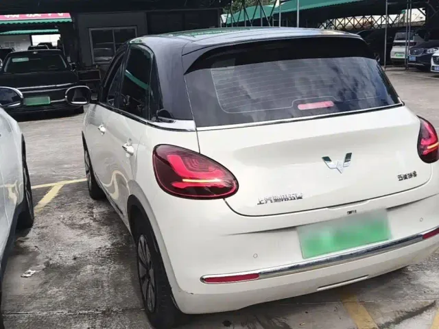 Wuling Bingo — Фото автомобиля 4