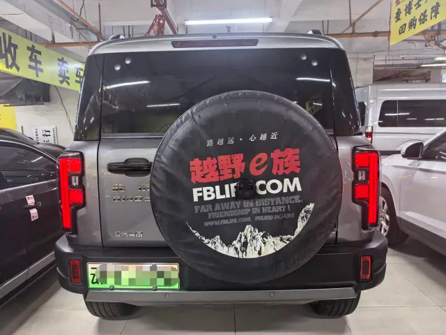 BAIC ORV Beijing Off-Road BJ40 Range Extender 2025 Standard Edition — Фото автомобиля 11