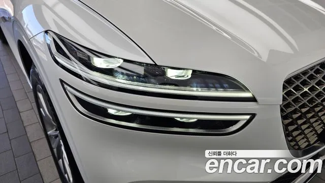 Genesis GV70 — Фото автомобиля 7