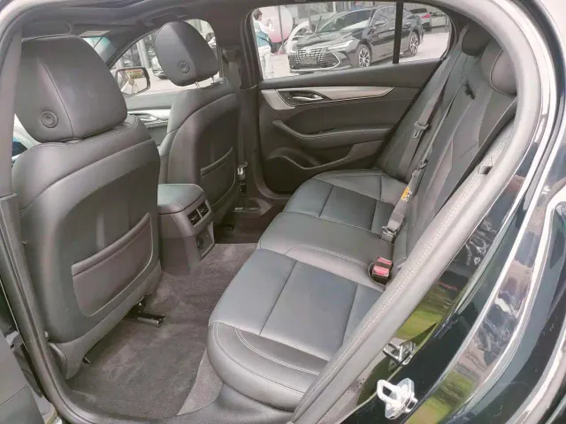 Cadillac CT5 — Фото автомобиля 12